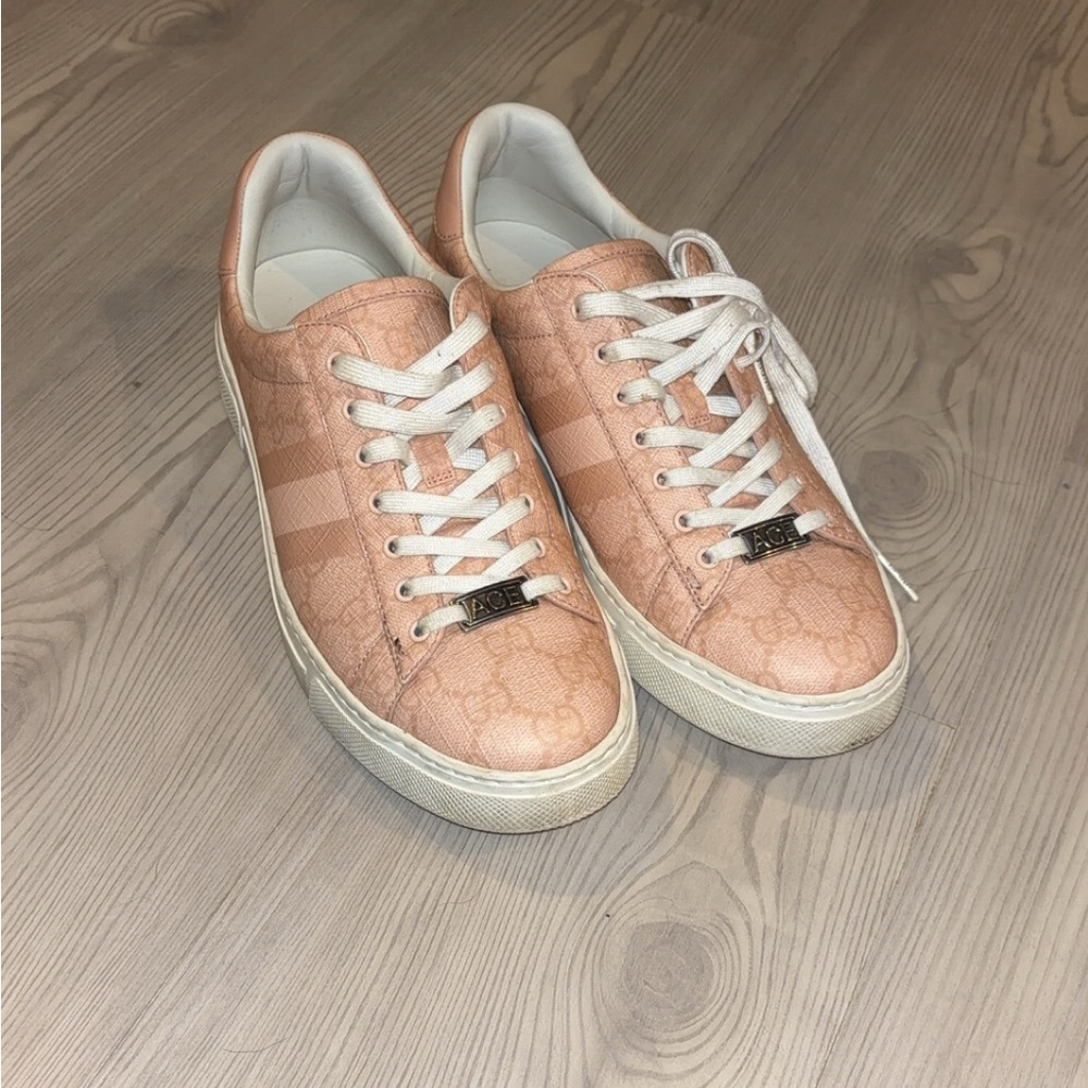 Gucci Peach Lace-Up Sneakers for Women